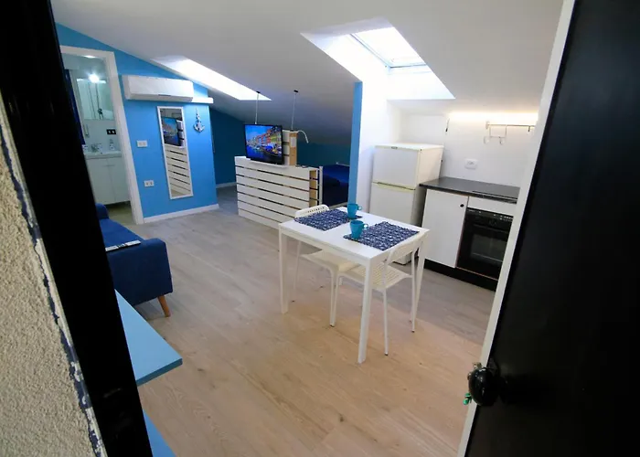 La Graziosissima Caletta A 2 Minuti Dal Mare 法诺